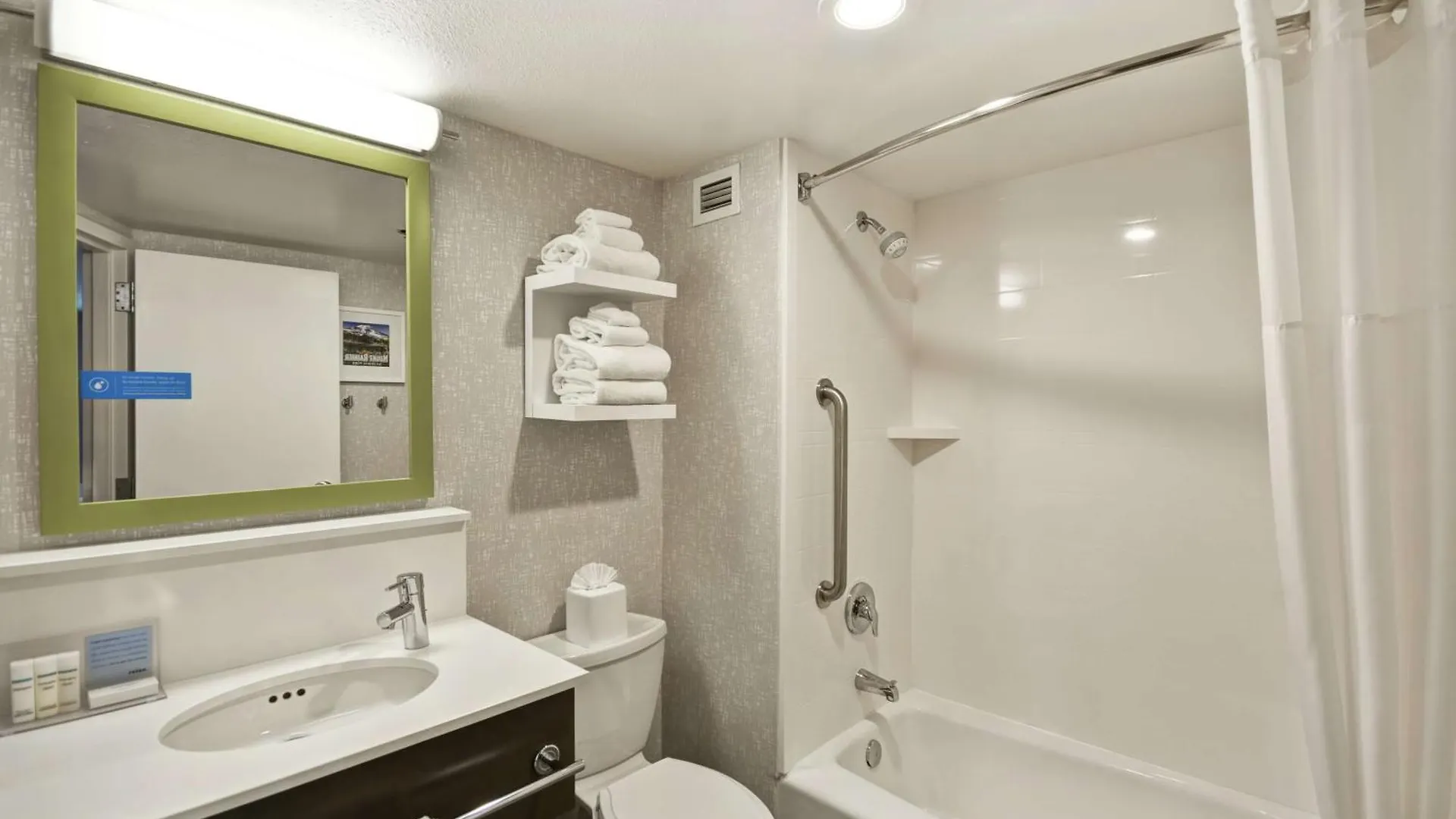Hampton Inn Seattle/Southcenter Таквила